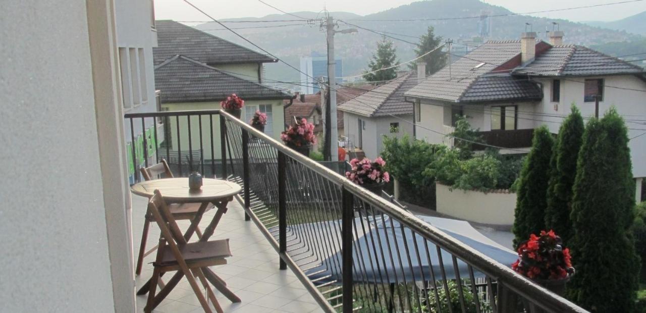 Route 68 Apartment ซาราเยโว ภายนอก รูปภาพ