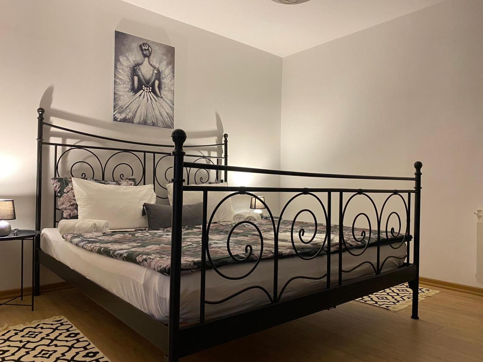 Route 68 Apartment ซาราเยโว ภายนอก รูปภาพ